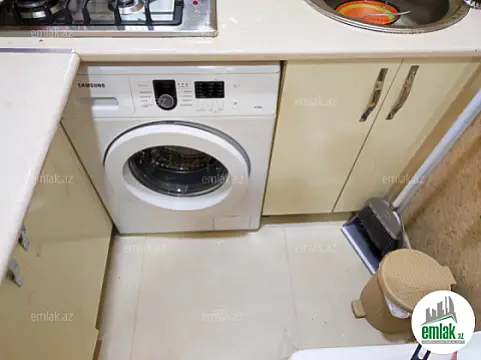 Satılır 1 otaqlı köhnə tikili 24 m²