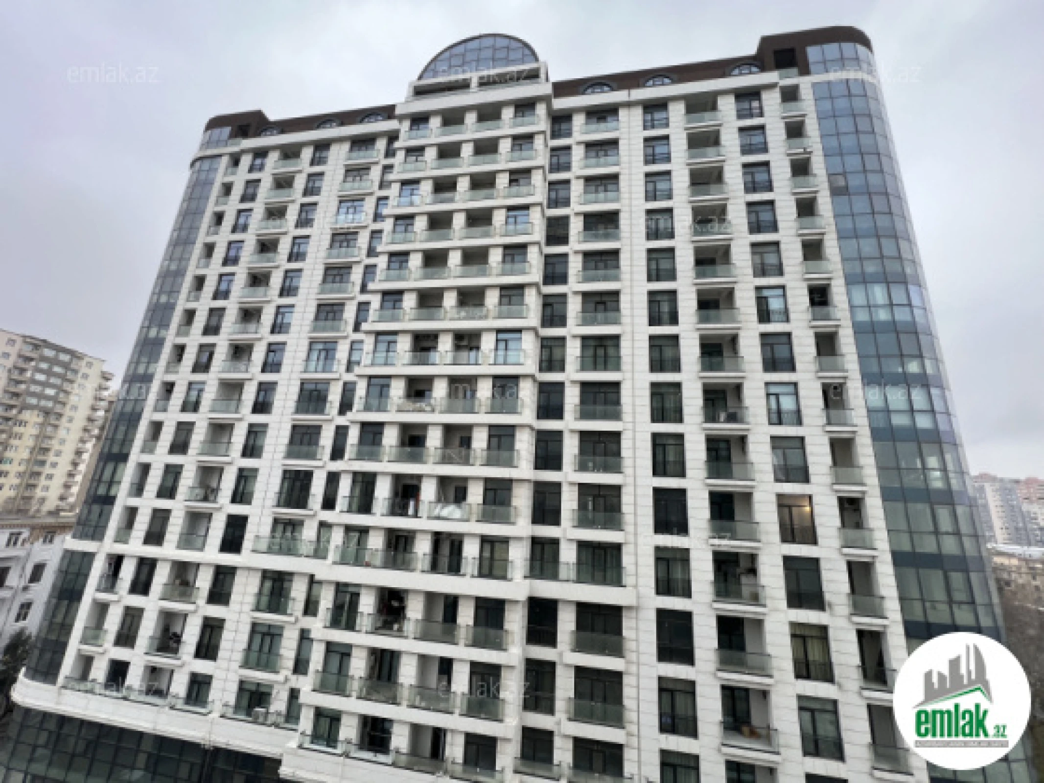 Satılır 4 otaqlı yeni tikili 223 m²