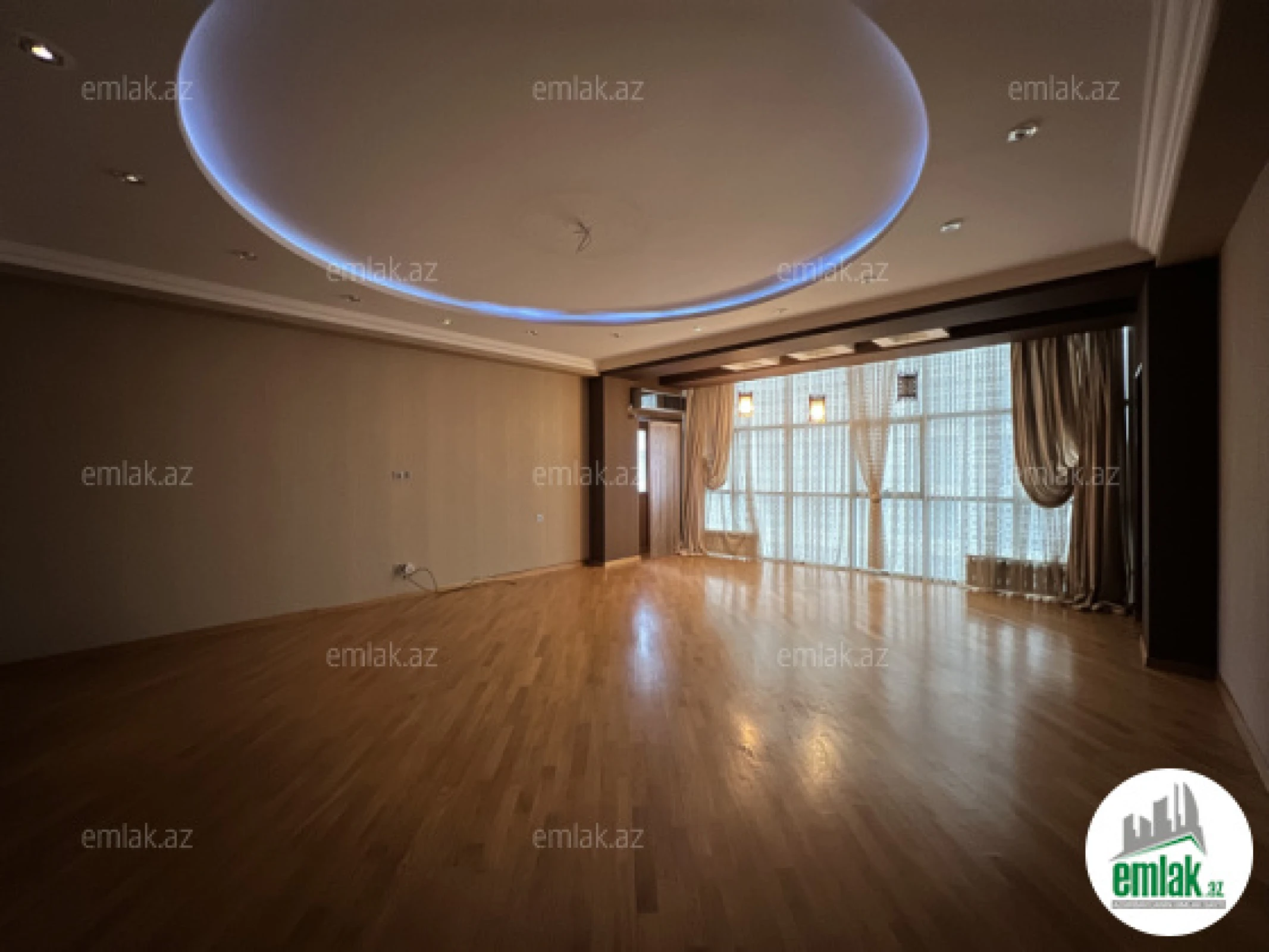 Satılır 4 otaqlı yeni tikili 223 m²