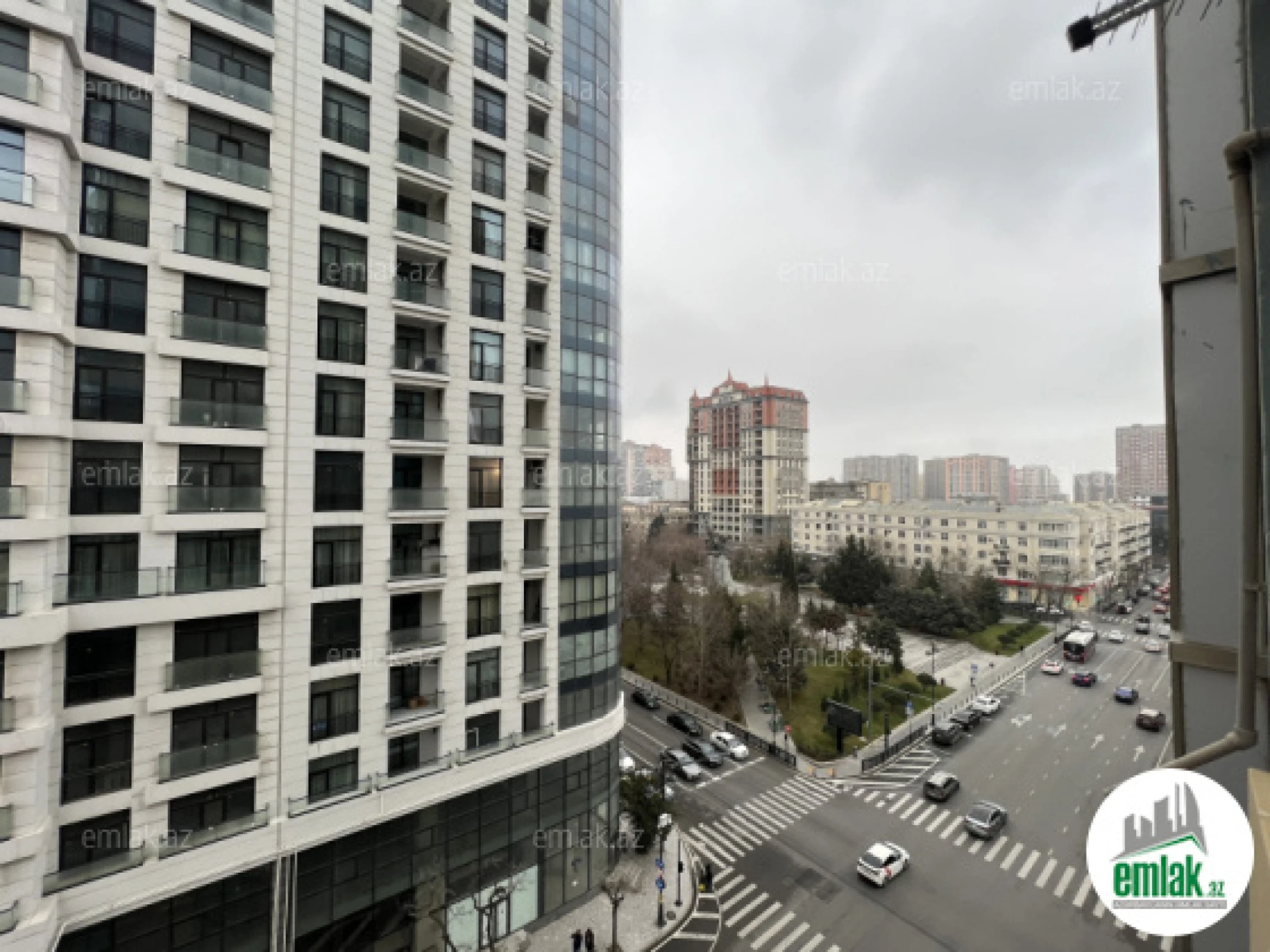 Satılır 4 otaqlı yeni tikili 223 m²