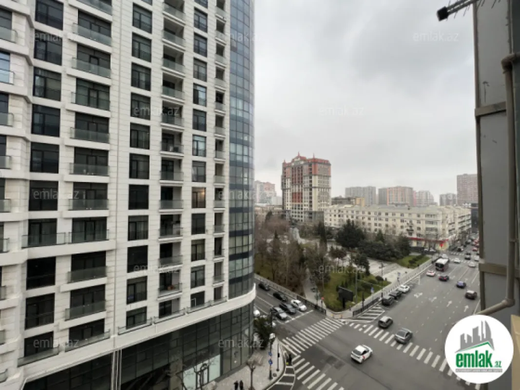 Satılır 4 otaqlı yeni tikili 223 m²