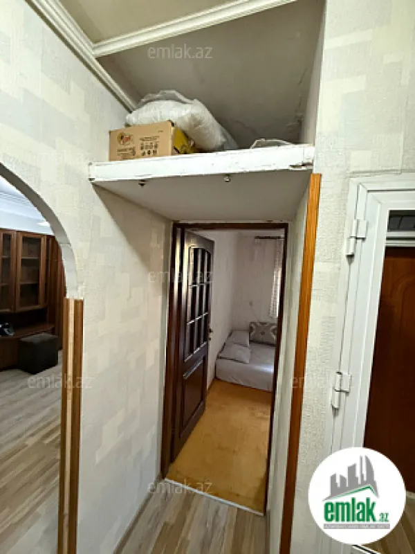 Satılır 2 otaqlı köhnə tikili 30 m²