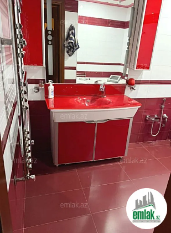 Satılır 4 otaqlı yeni tikili 174 m²