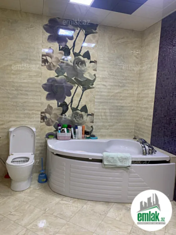 Satılır 3 otaqlı yeni tikili 113 m²