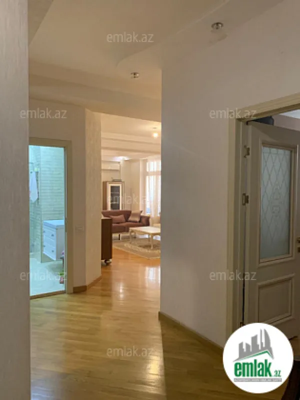 Satılır 3 otaqlı yeni tikili 113 m²