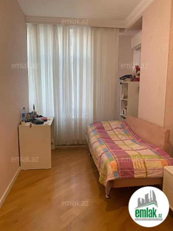 Satılır 3 otaqlı yeni tikili 113 m²