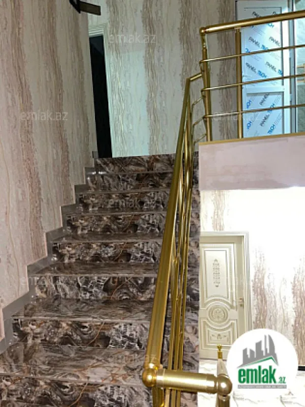 Satılır 6 otaqlı yeni tikili 230 m²