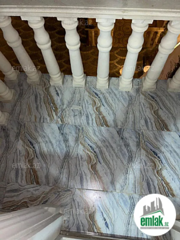 Satılır 6 otaqlı yeni tikili 230 m²