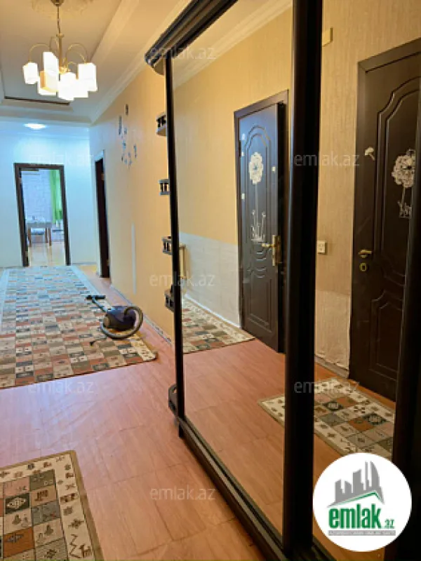 Satılır 3 otaqlı yeni tikili 140 m²