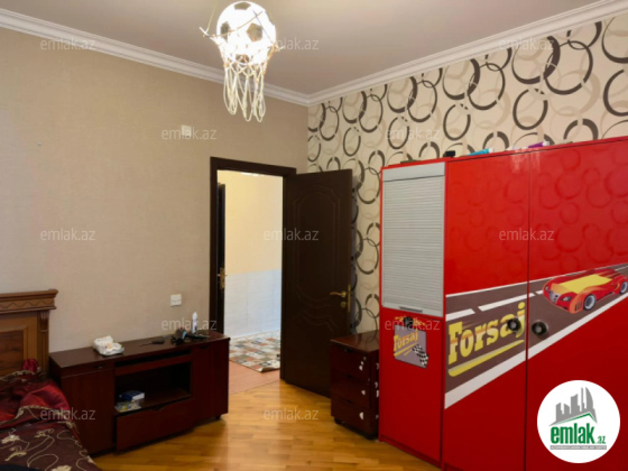 Satılır 3 otaqlı yeni tikili 140 m²