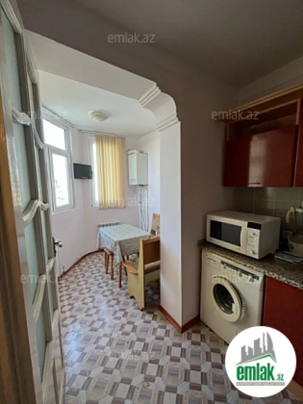 Satılır 3 otaqlı köhnə tikili 86 m²