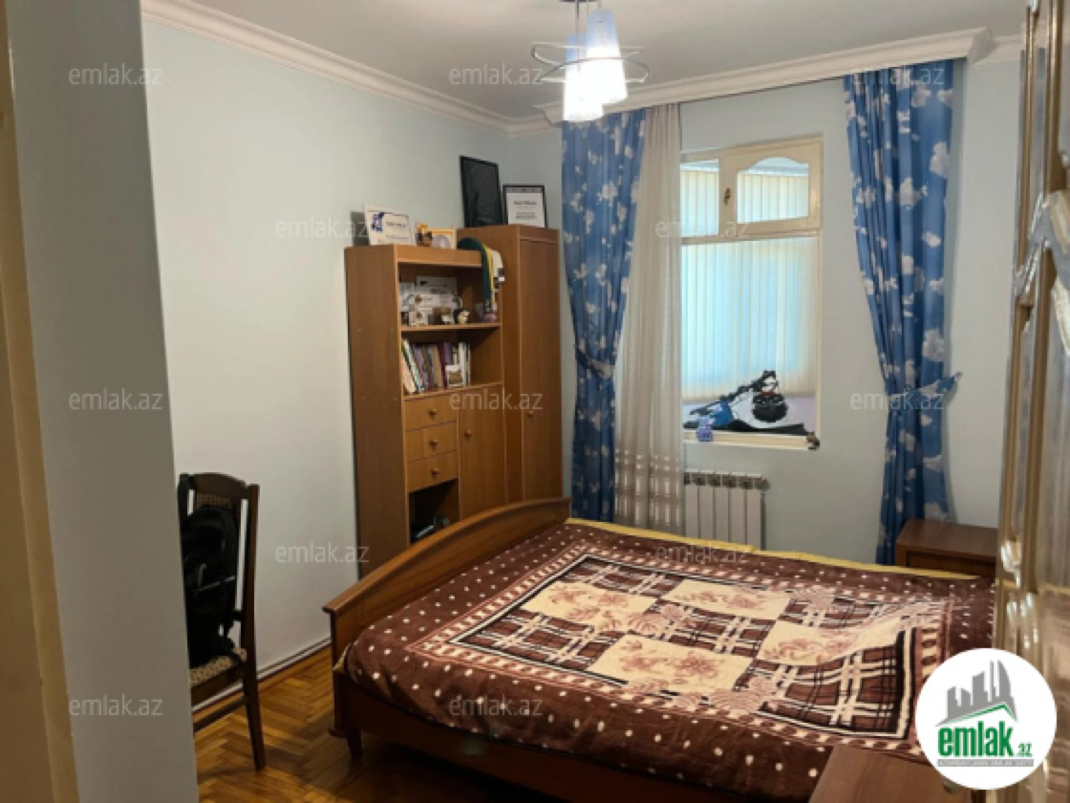 Satılır 3 otaqlı köhnə tikili 86 m²