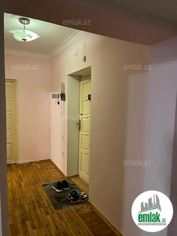 Satılır 3 otaqlı köhnə tikili 86 m²