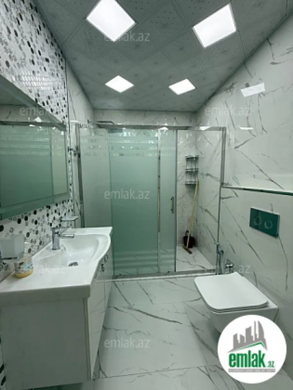 Satılır 4 otaqlı yeni tikili 188 m²