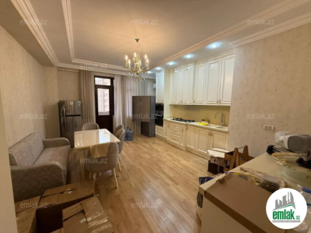 Satılır 4 otaqlı yeni tikili 188 m²