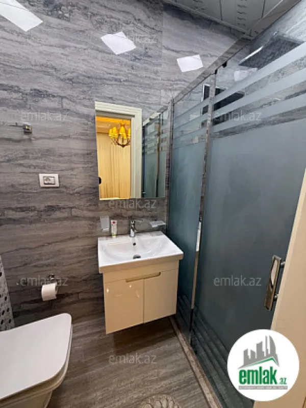 Satılır 4 otaqlı yeni tikili 188 m²
