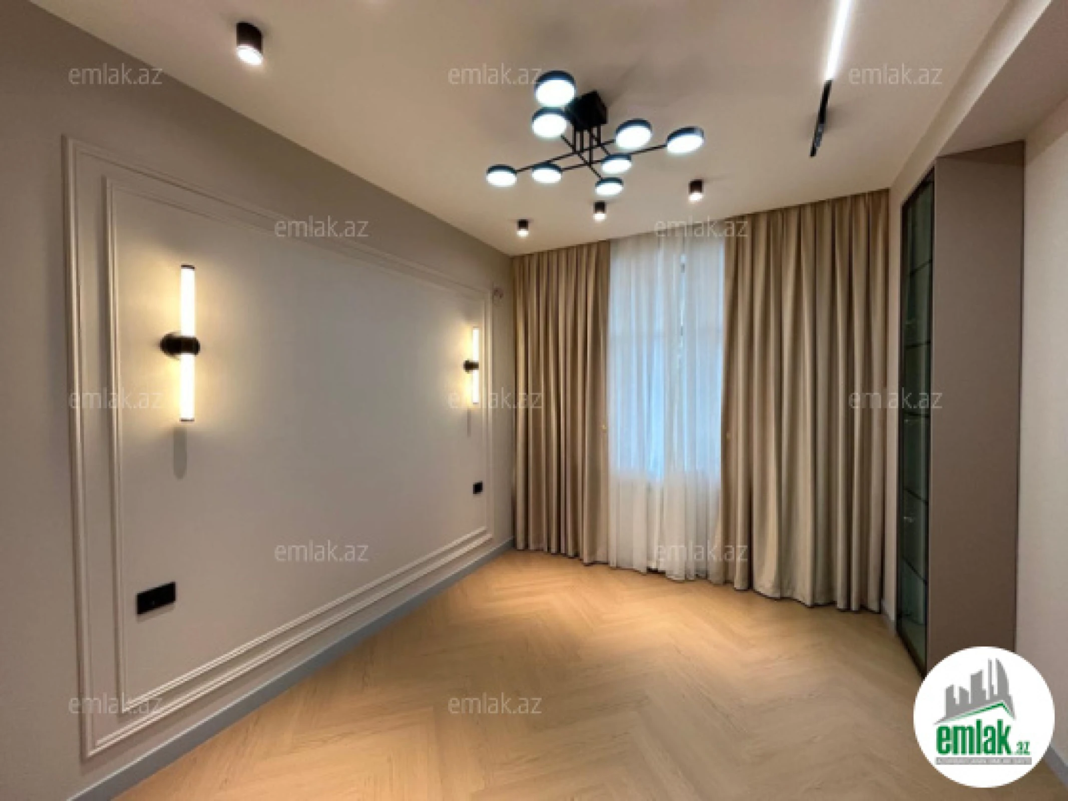 Satılır 3 otaqlı yeni tikili 120 m²