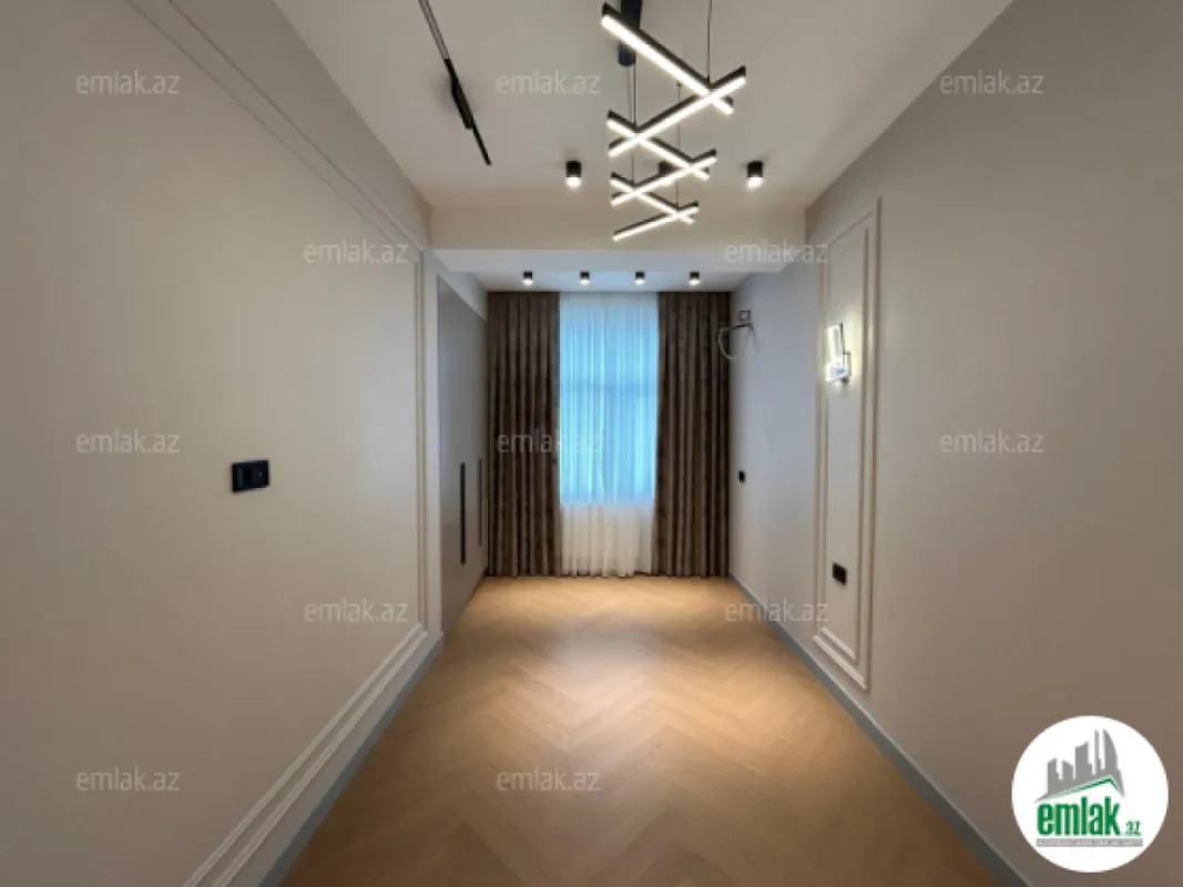 Satılır 3 otaqlı yeni tikili 120 m²