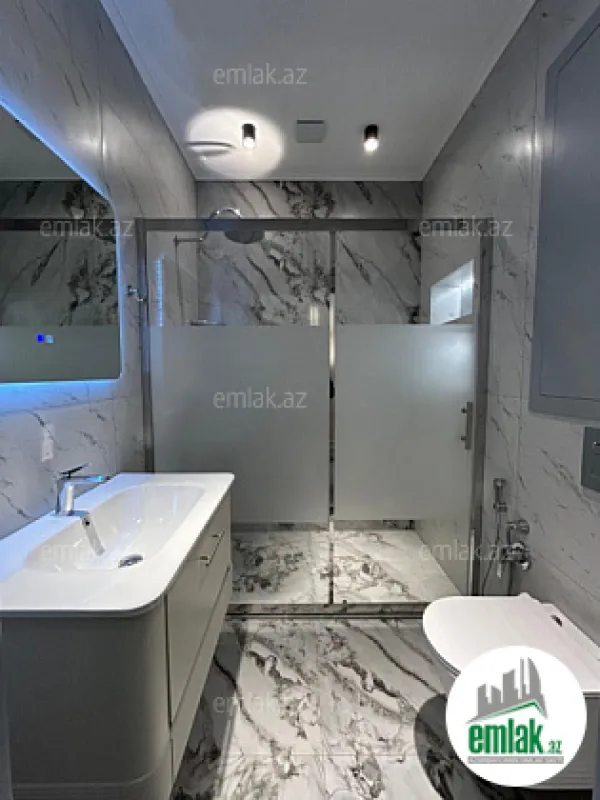 Satılır 3 otaqlı yeni tikili 120 m²