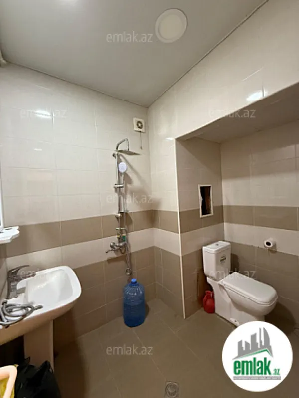 Satılır 2 otaqlı köhnə tikili 40 m²