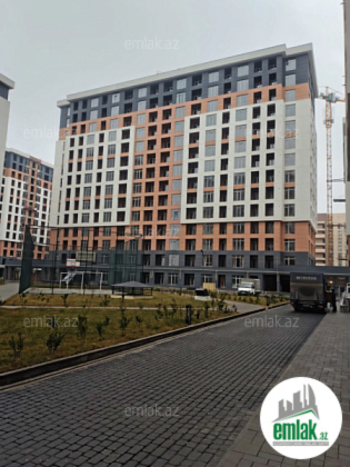 Satılır 2 otaqlı yeni tikili 64 m²