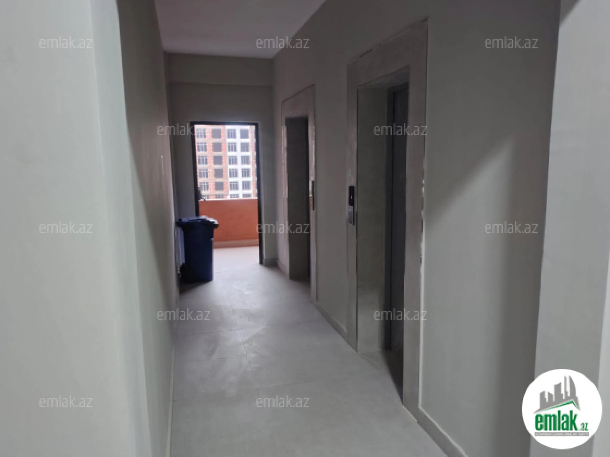 Satılır 2 otaqlı yeni tikili 64 m²