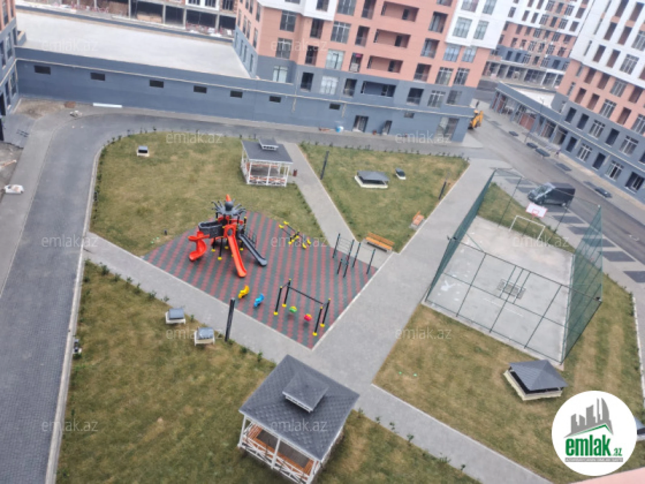 Satılır 2 otaqlı yeni tikili 64 m²