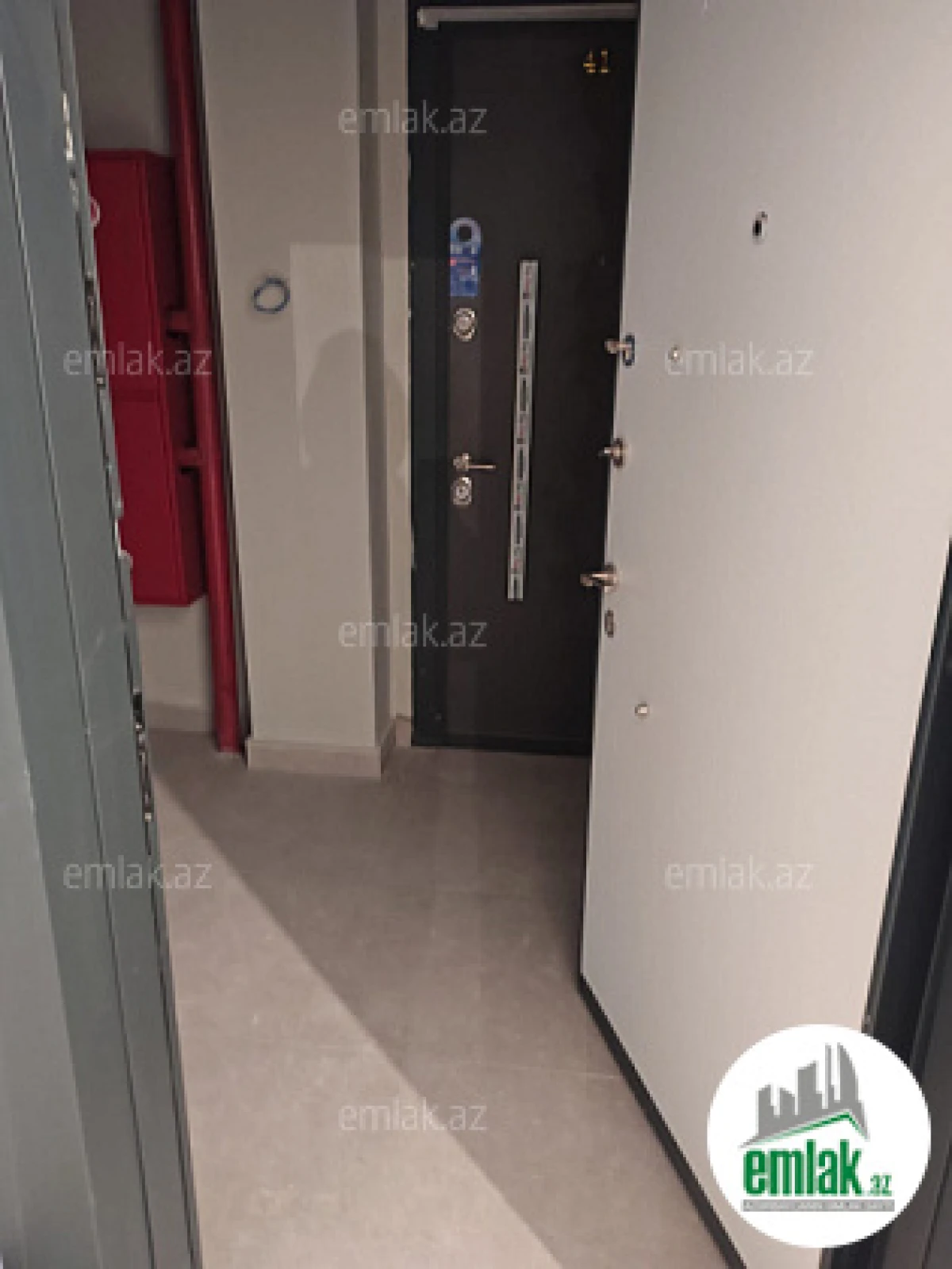 Satılır 2 otaqlı yeni tikili 64 m²