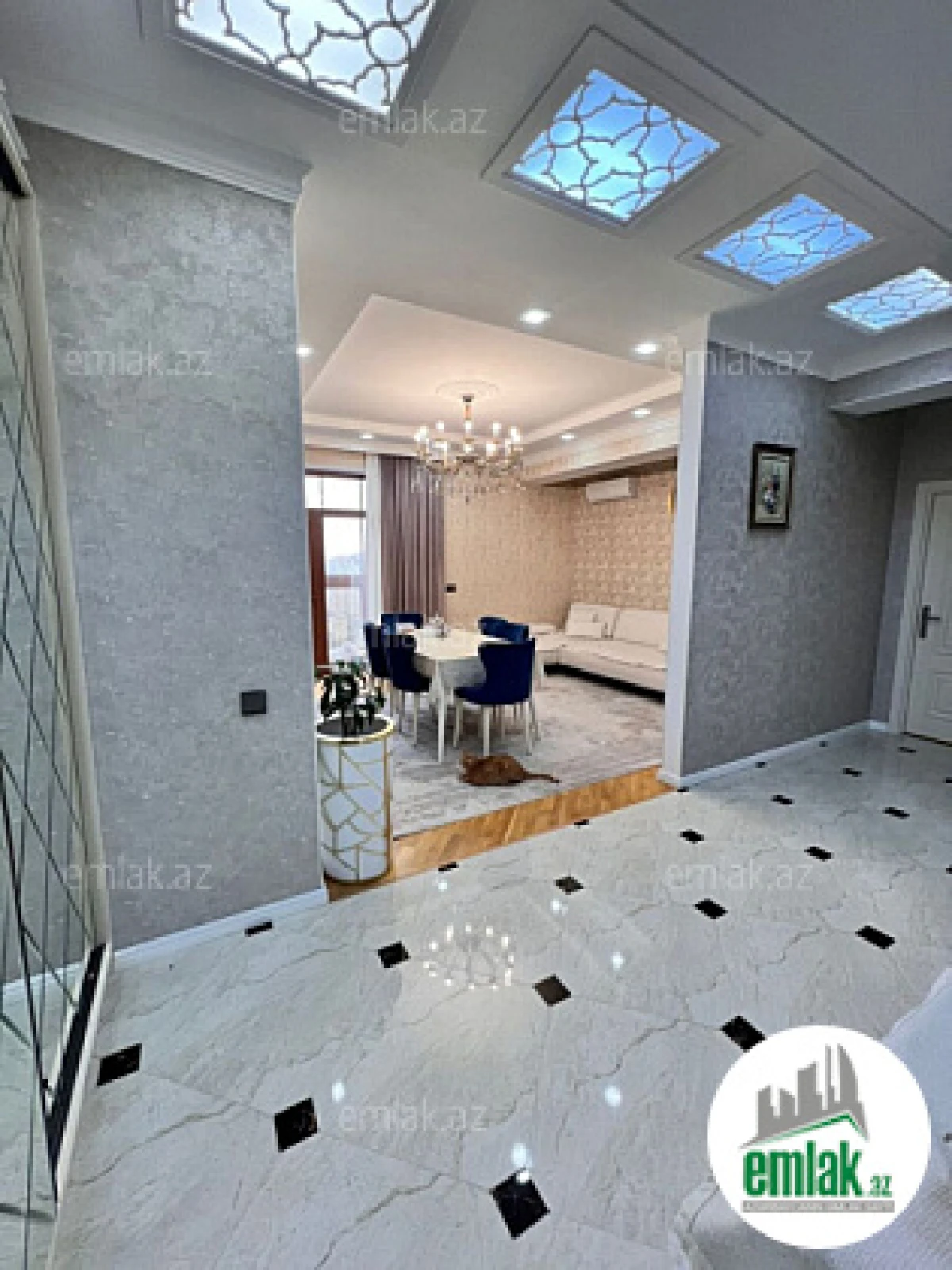 Satılır 2 otaqlı yeni tikili 100 m²