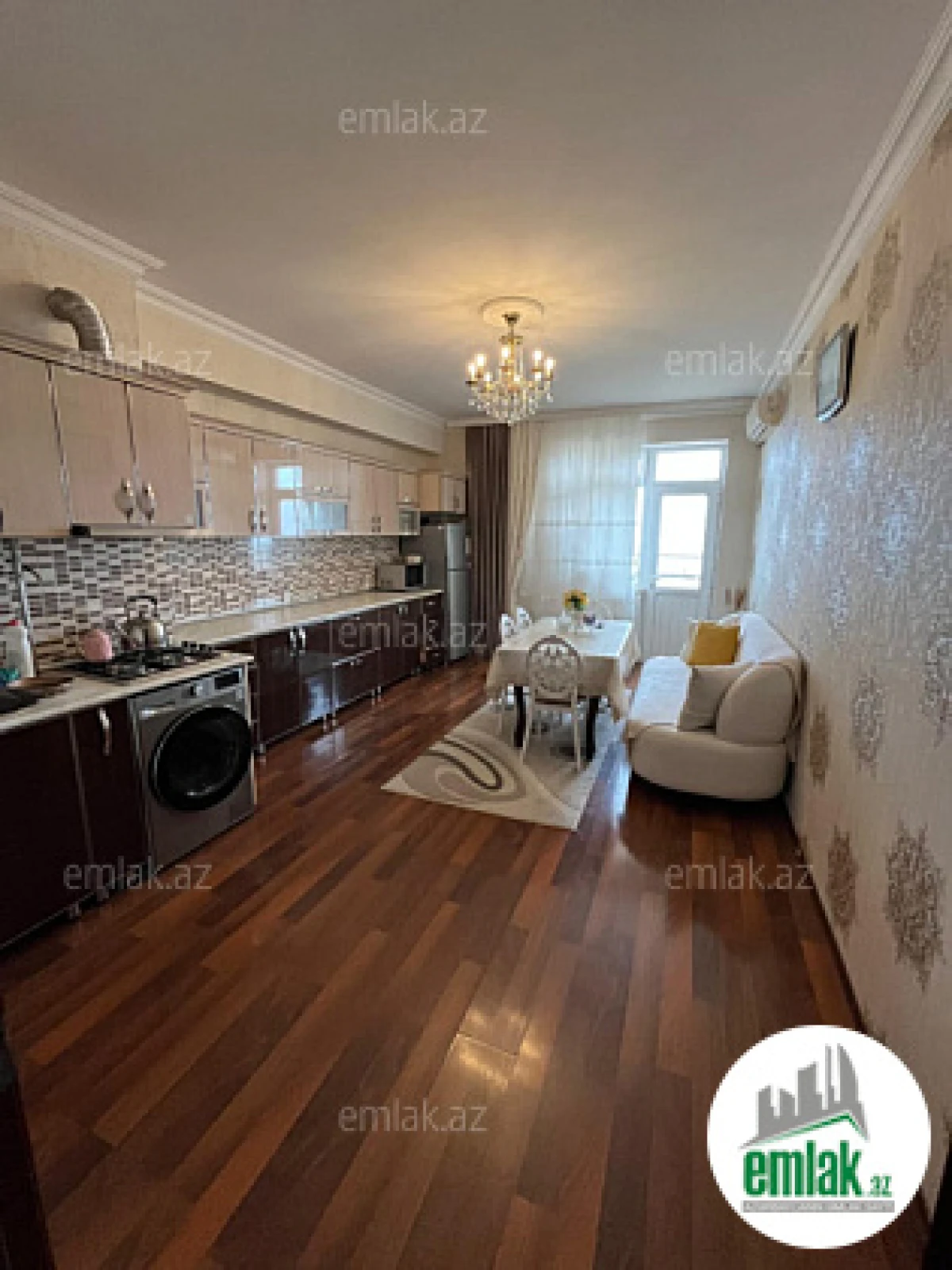 Satılır 3 otaqlı yeni tikili 130 m²