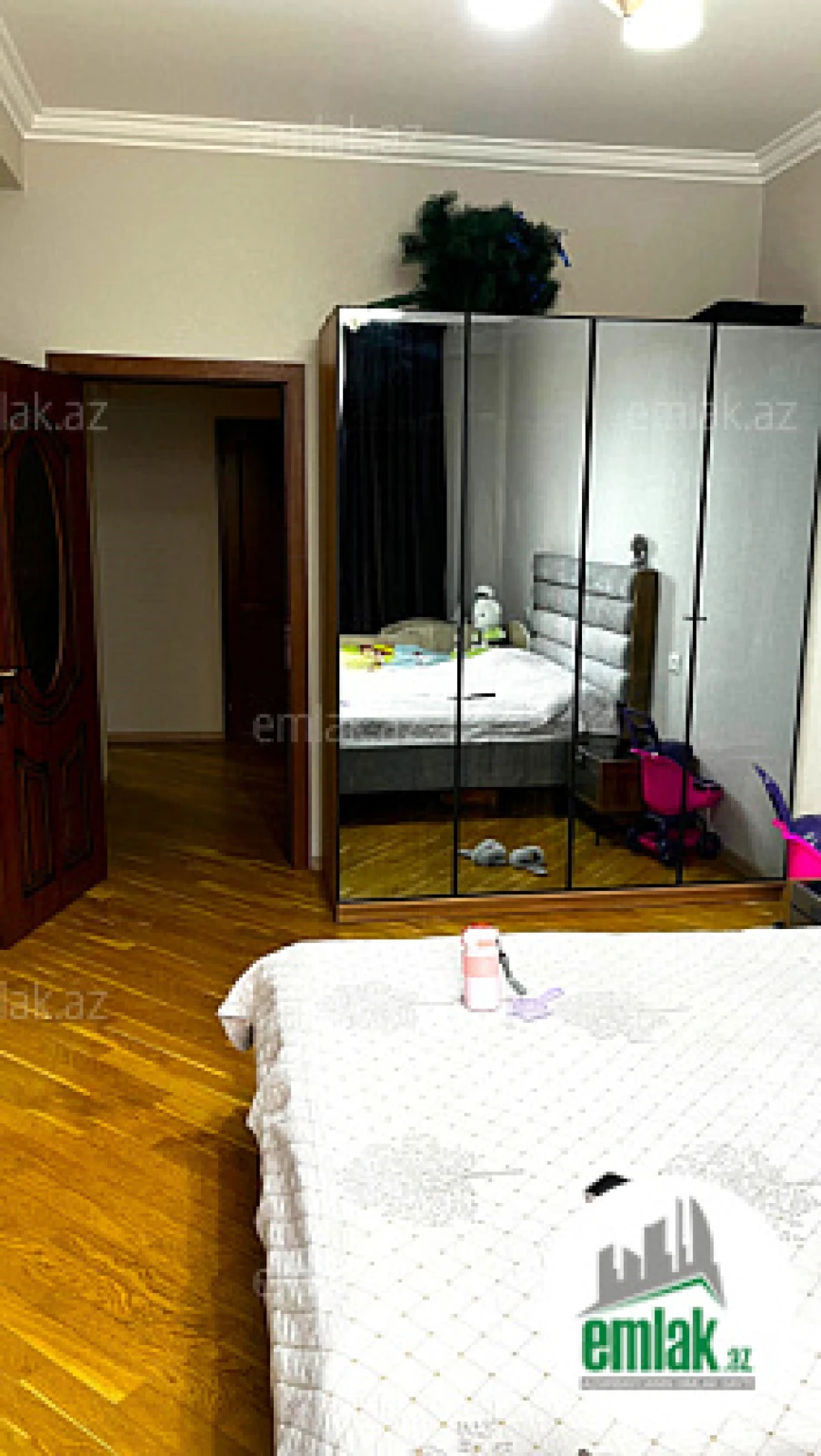 Satılır 3 otaqlı yeni tikili 105 m²