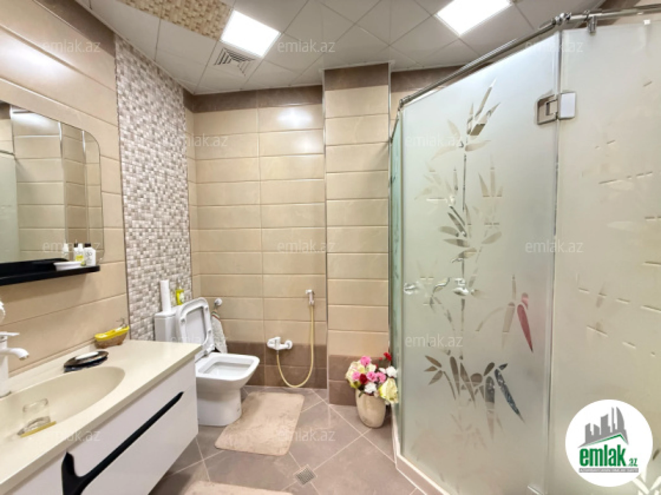 Satılır 2 otaqlı yeni tikili 86 m²