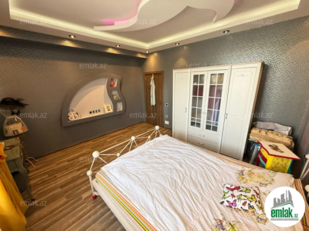 Satılır 2 otaqlı yeni tikili 86 m²