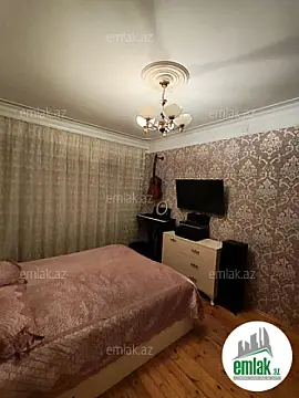 Satılır 3 otaqlı köhnə tikili 80 m²