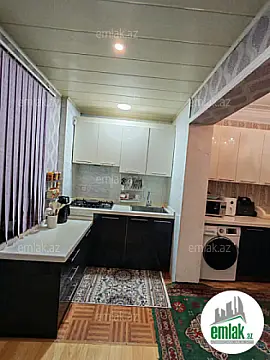 Satılır 3 otaqlı köhnə tikili 80 m²
