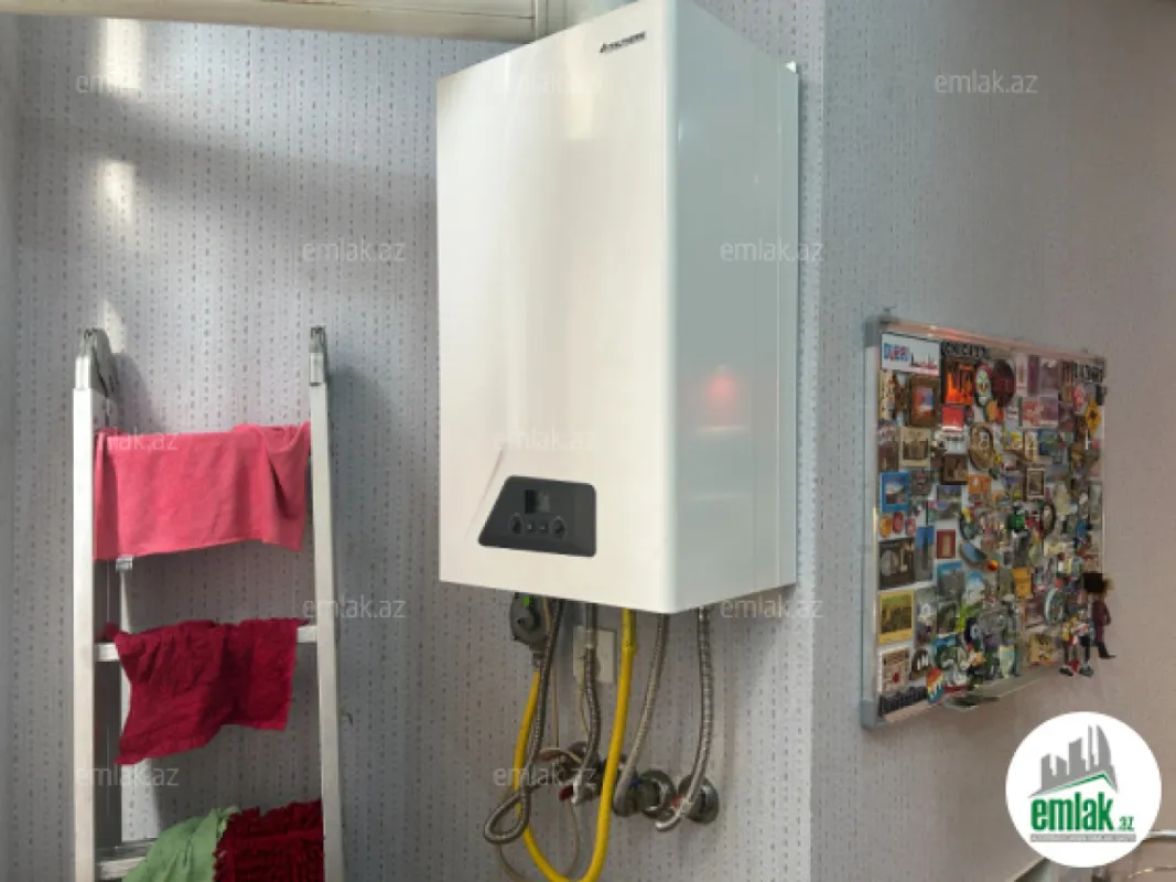 Satılır 2 otaqlı köhnə tikili 50 m²