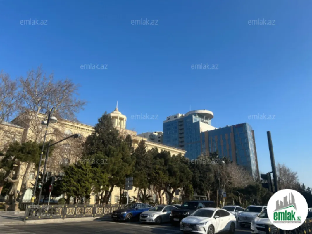 Satılır 2 otaqlı köhnə tikili 50 m²