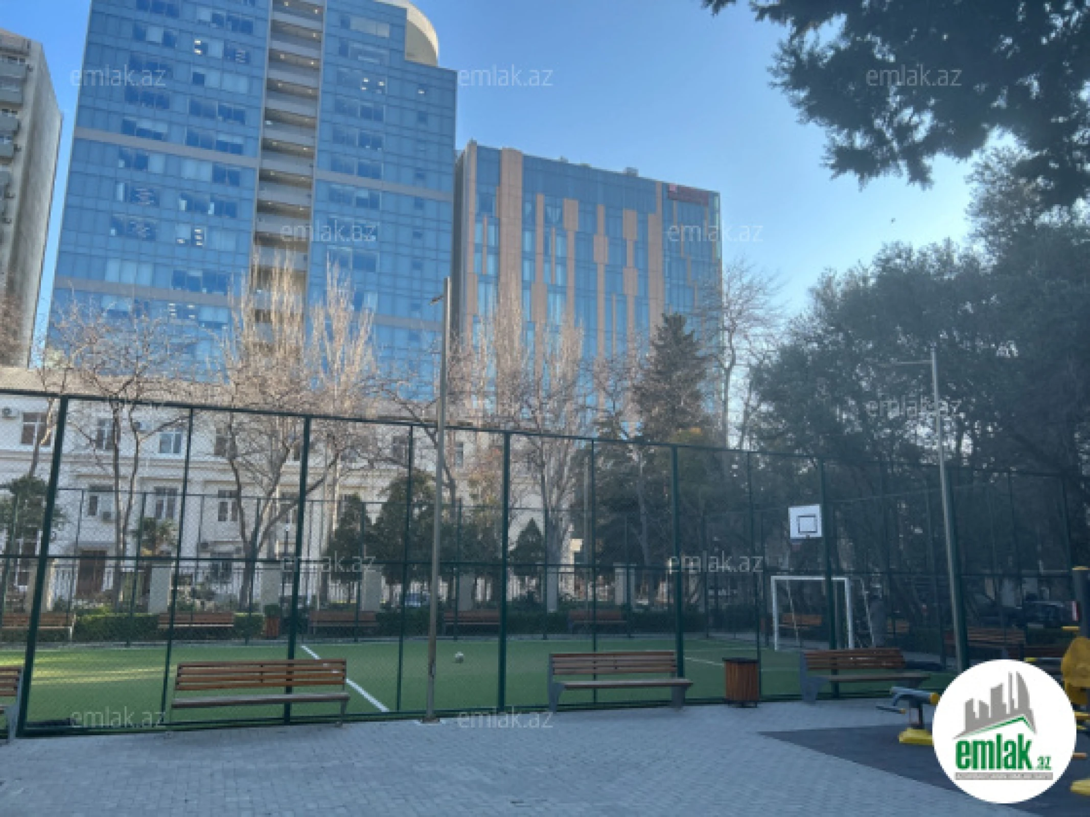 Satılır 2 otaqlı köhnə tikili 50 m²