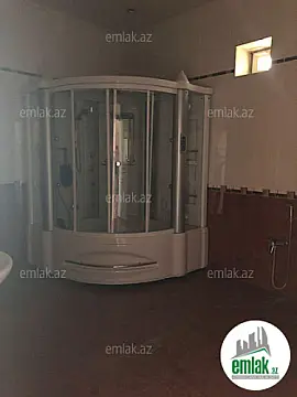 Satılır 10 otaqlı həyət evi 300 m²