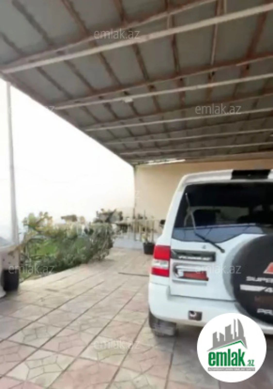 Satılır 4 otaqlı həyət evi 140 m²