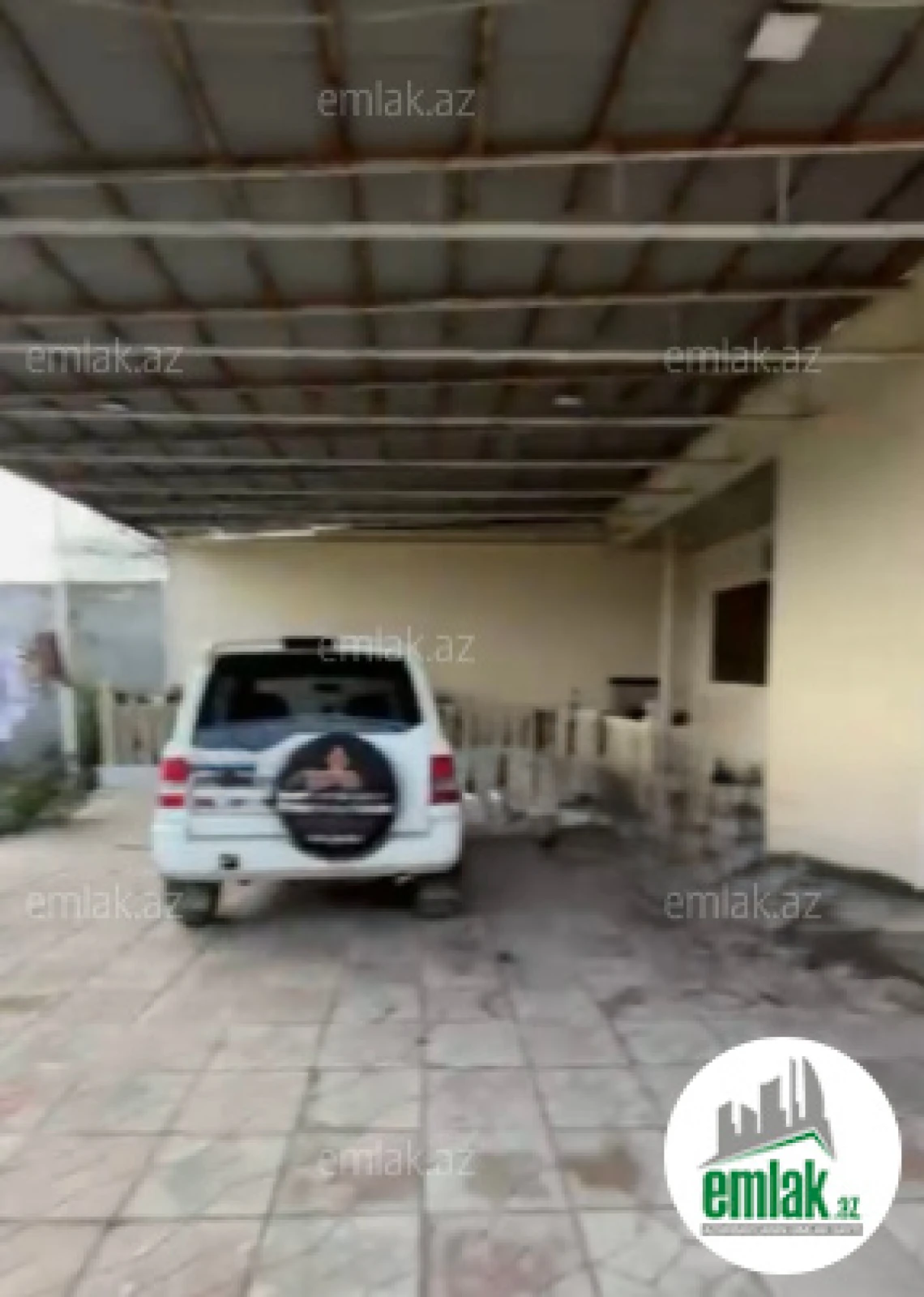 Satılır 4 otaqlı həyət evi 140 m²