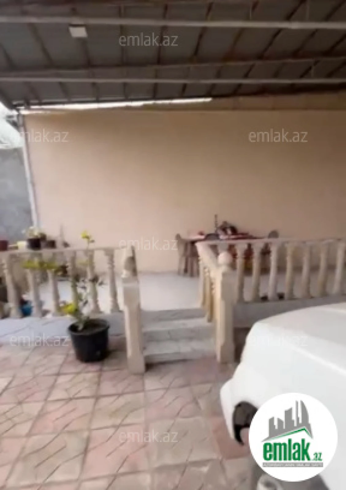 Satılır 4 otaqlı həyət evi 140 m²