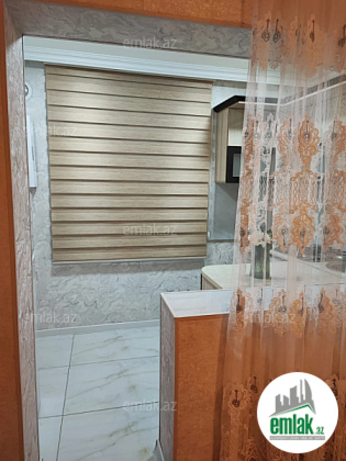 Satılır 2 otaqlı köhnə tikili 45 m²