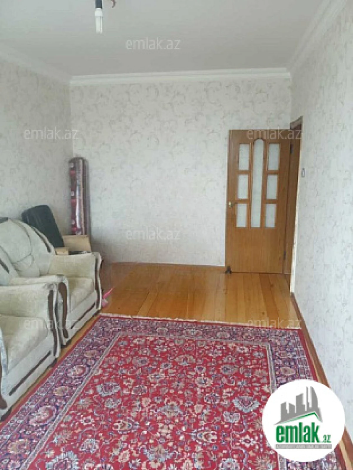Satılır 4 otaqlı köhnə tikili 100 m²