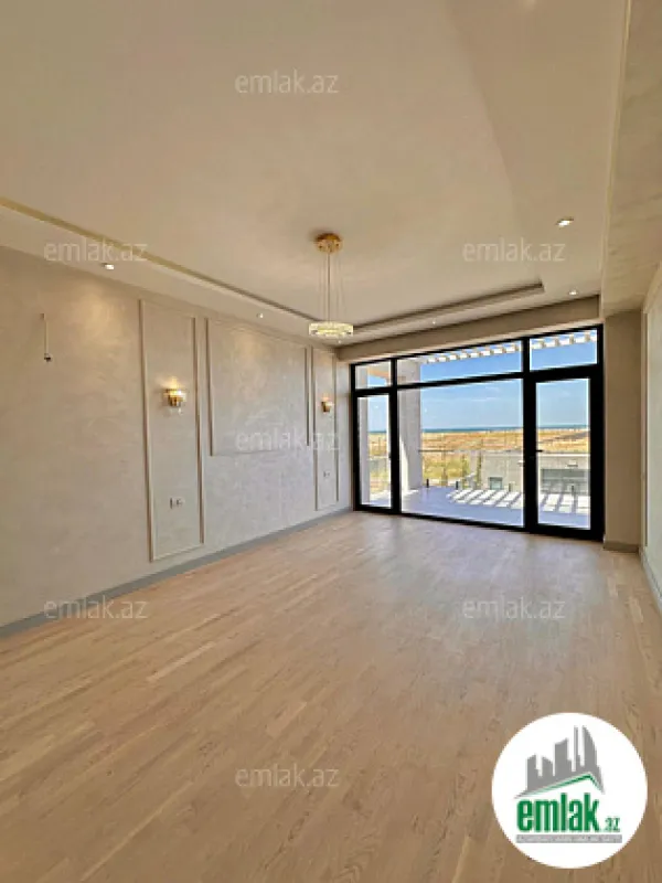 Satılır 7 otaqlı həyət evi 500 m²