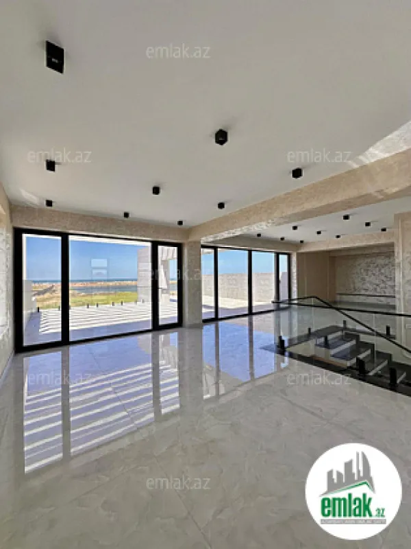 Satılır 7 otaqlı həyət evi 500 m²