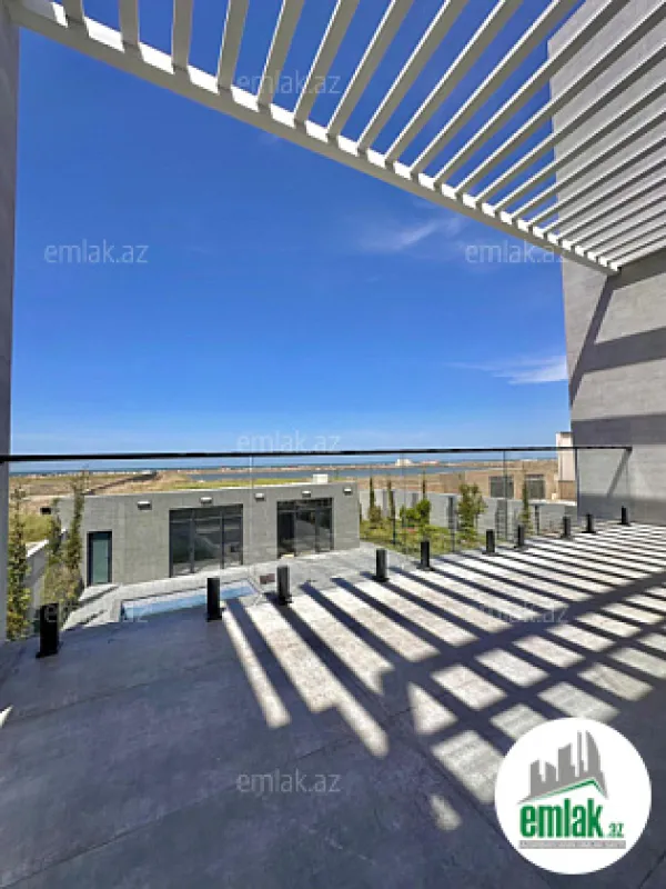 Satılır 7 otaqlı həyət evi 500 m²