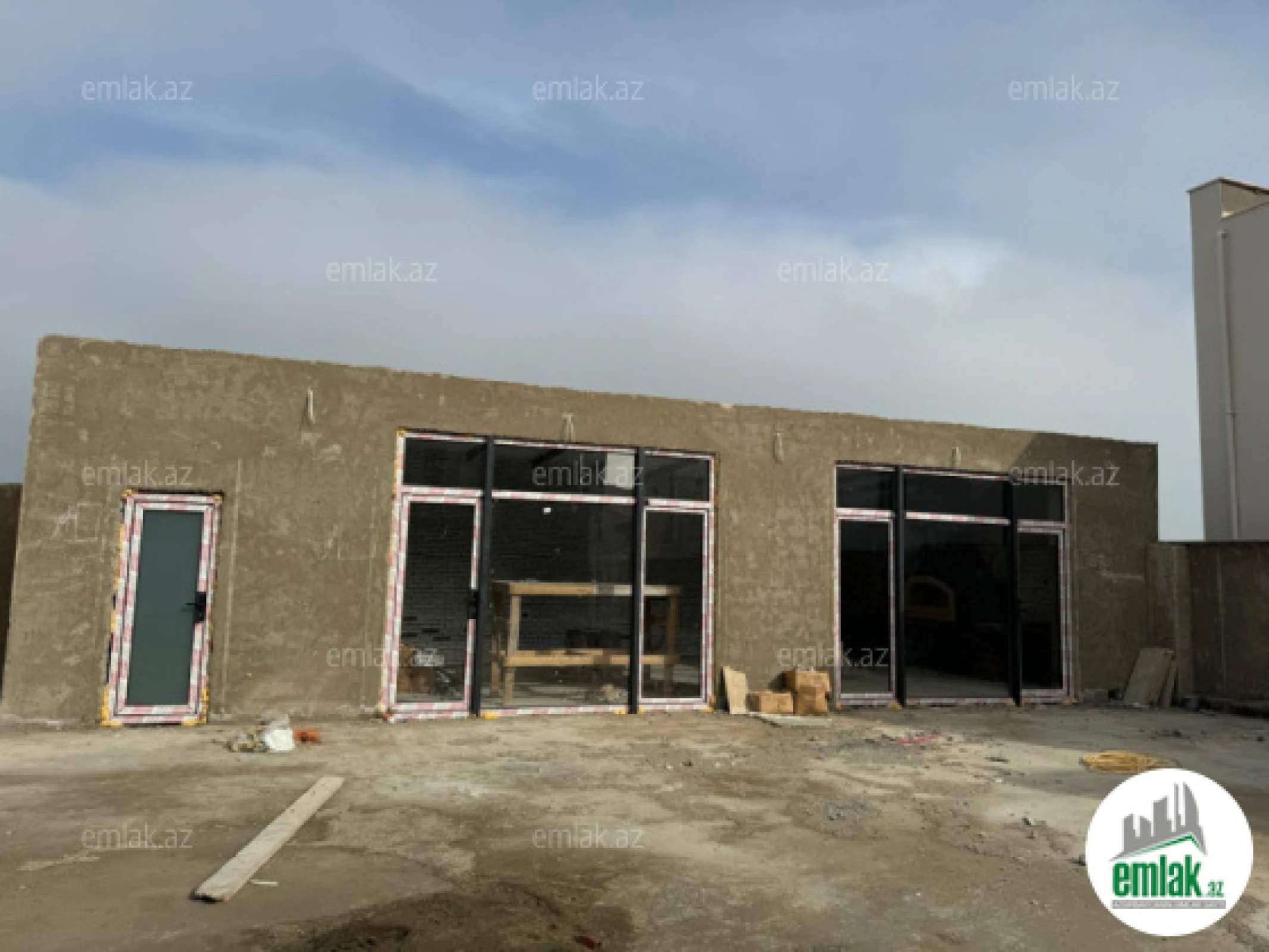 Satılır 7 otaqlı həyət evi 500 m²