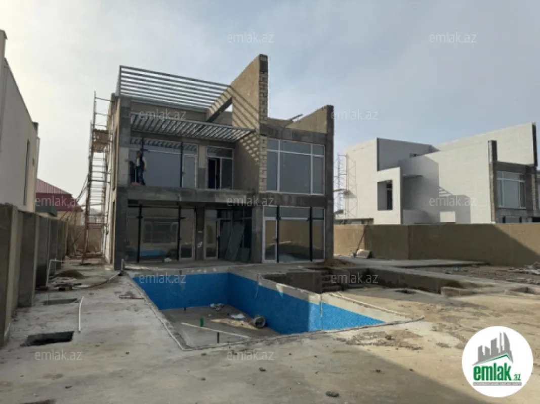 Satılır 7 otaqlı həyət evi 500 m²