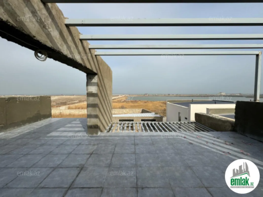 Satılır 7 otaqlı həyət evi 500 m²